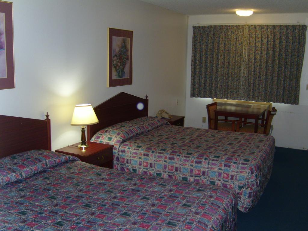 Stagecoach Inn Motel Molalla Room photo