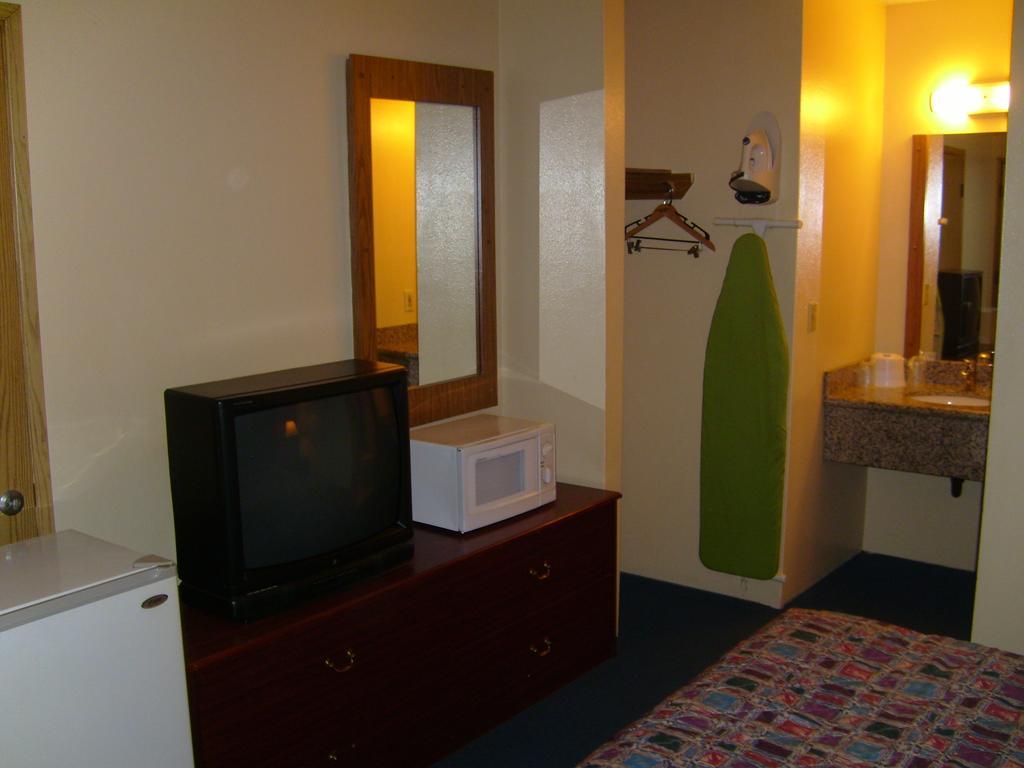 Stagecoach Inn Motel Molalla Room photo